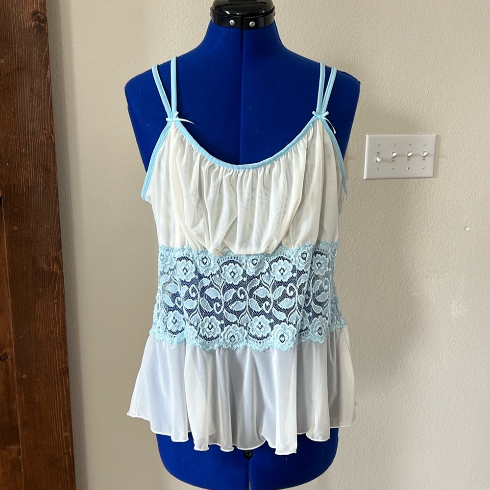 Lace top with bows.